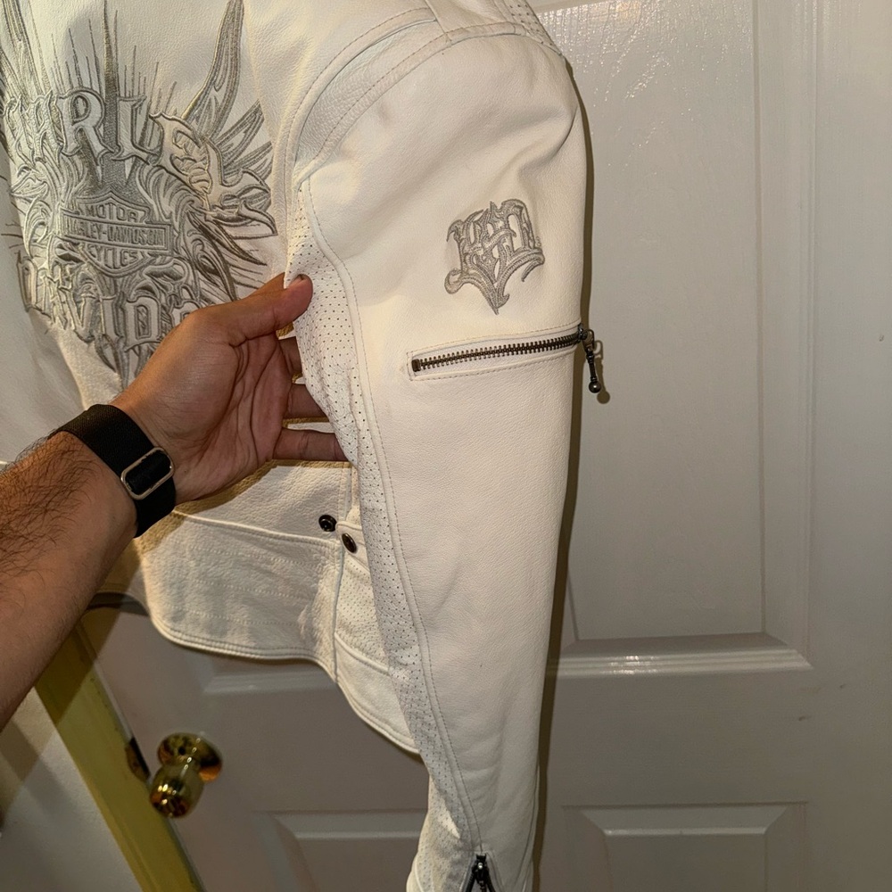 Harley-Davidson Women’s White Perforated Leather Jacket - Picture 6 of 7